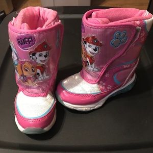 Toddler girl Paw Patrol snow boots, size 8